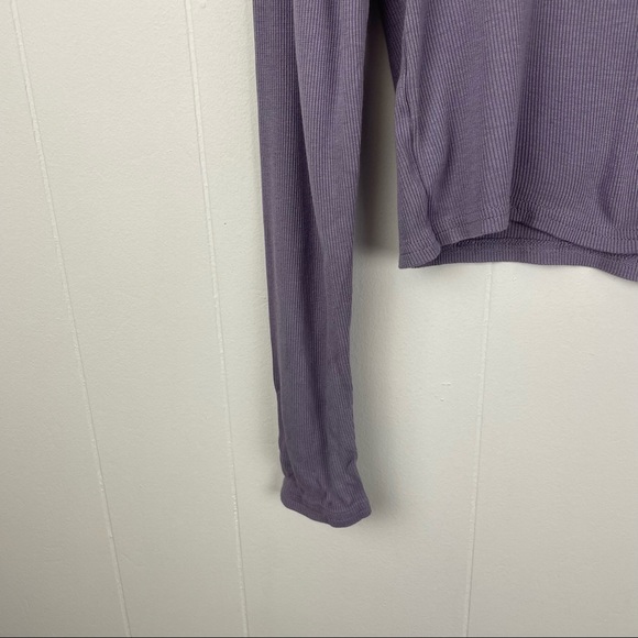 H&M DIVIDED Lilac Ribbed Mockneck Long Sleeve Crop Top - Picture 6 of 8